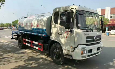 東風(fēng)天錦12噸灑水車(chē)