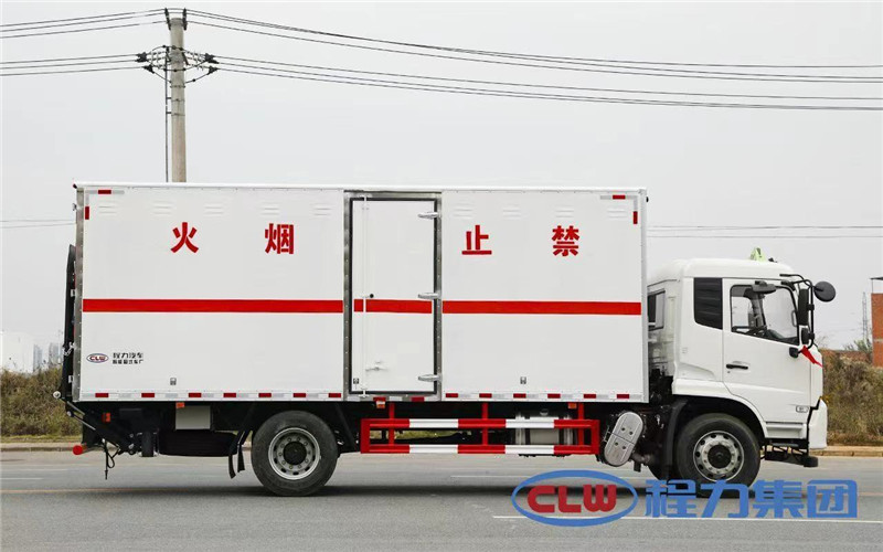 湖南東風(fēng)煙火危險品運(yùn)輸車出鏡率高