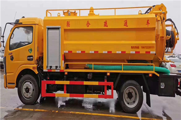 街頭不起眼的吸污車簡(jiǎn)直就是流動(dòng)的吸金利器