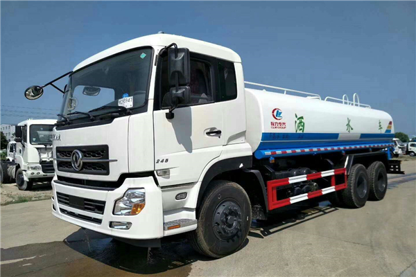 程力灑水車的五大優(yōu)點造就專用車市場第一品牌