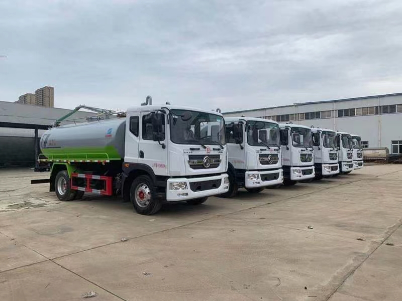 廣西玉林養(yǎng)殖場(chǎng)吸糞車(chē)+集中處理模式解決環(huán)保問(wèn)題成效顯著