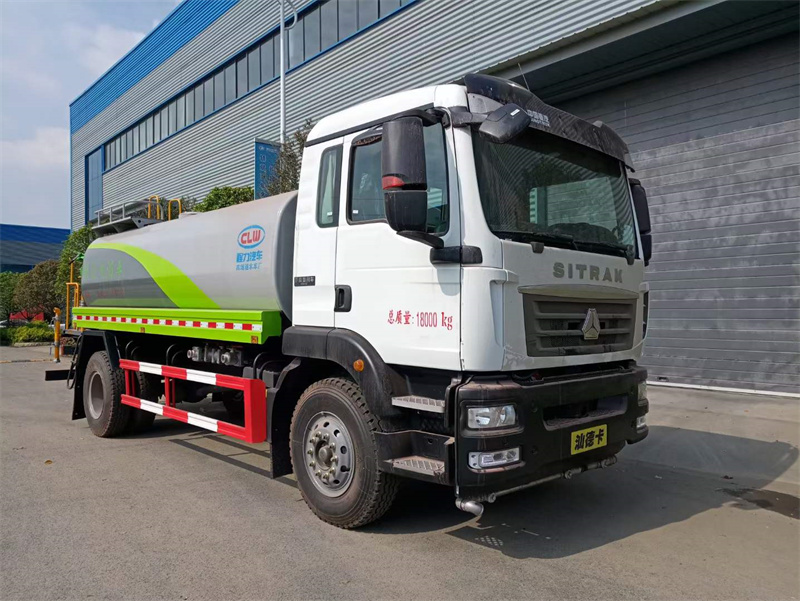 重汽汕德卡單橋?yàn)⑺嚞F(xiàn)貨，降價(jià)8000促銷!