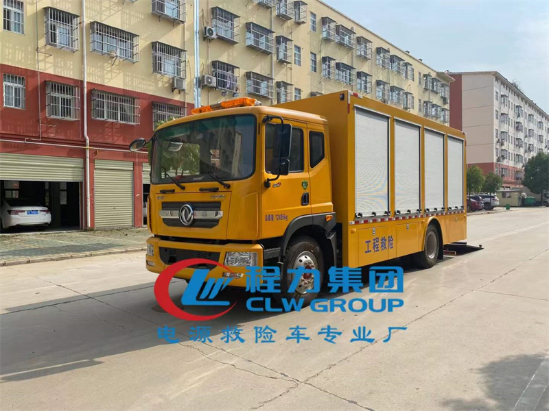 多利卡D9救險(xiǎn)排澇車-快速搶險(xiǎn)、搶修作業(yè)的工程搶修專用車