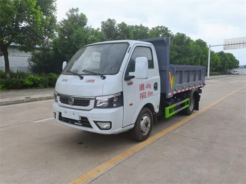 東風(fēng)途逸藍牌自卸式垃圾車