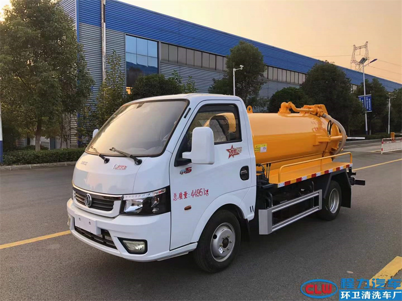 東風(fēng)途逸藍牌吸污車