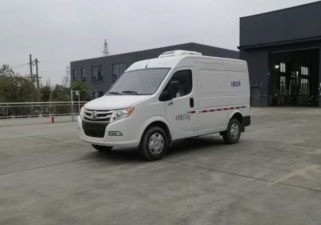 國六東風(fēng)御風(fēng)短軸柴油冷藏車