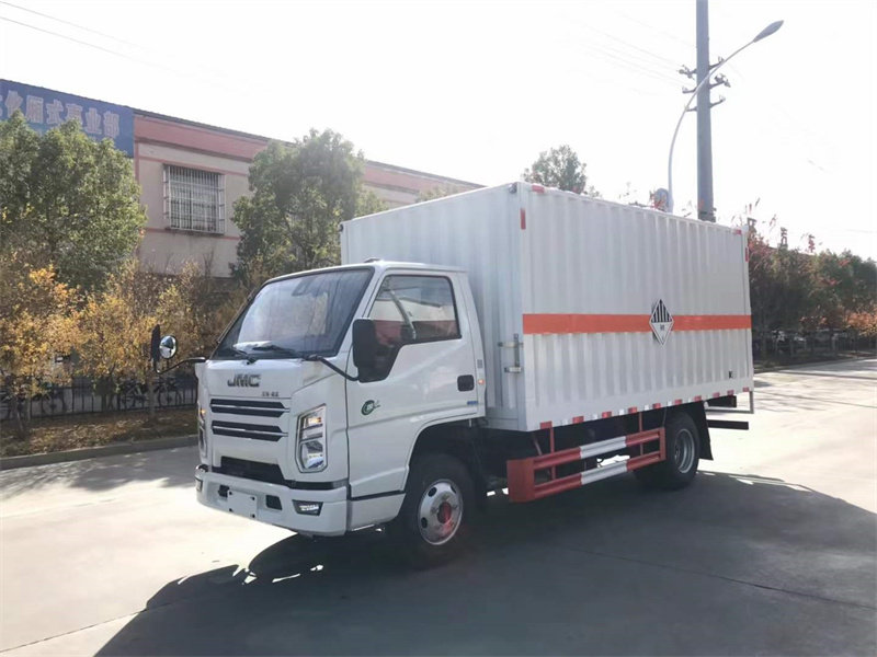 江鈴順達(dá)危險品廂式車