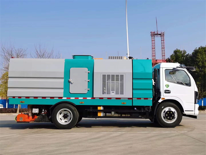 東風(fēng)福瑞卡后置5方吸塵車