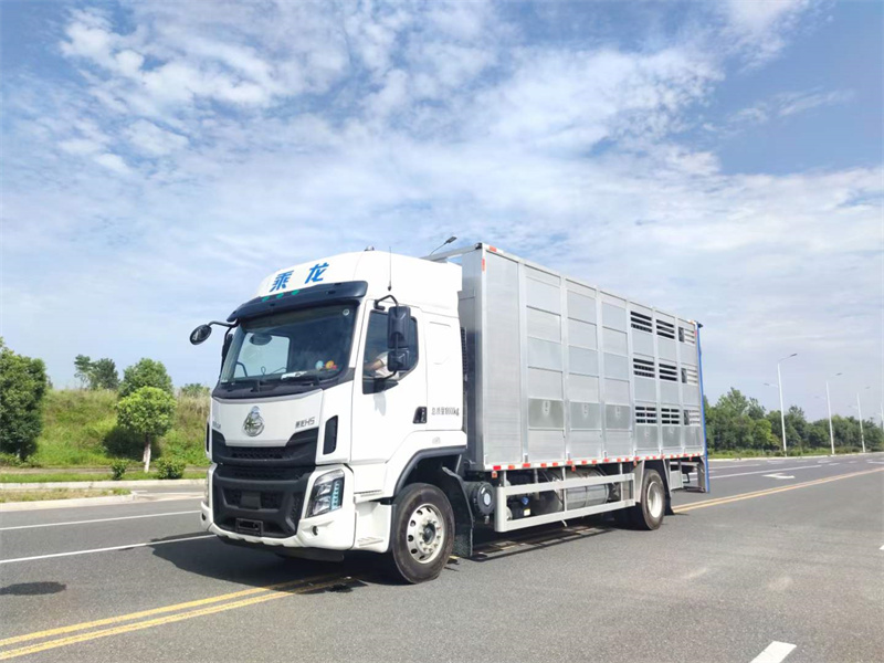 廣東茂名東風(fēng)柳汽畜禽運輸車全系現(xiàn)車特價
