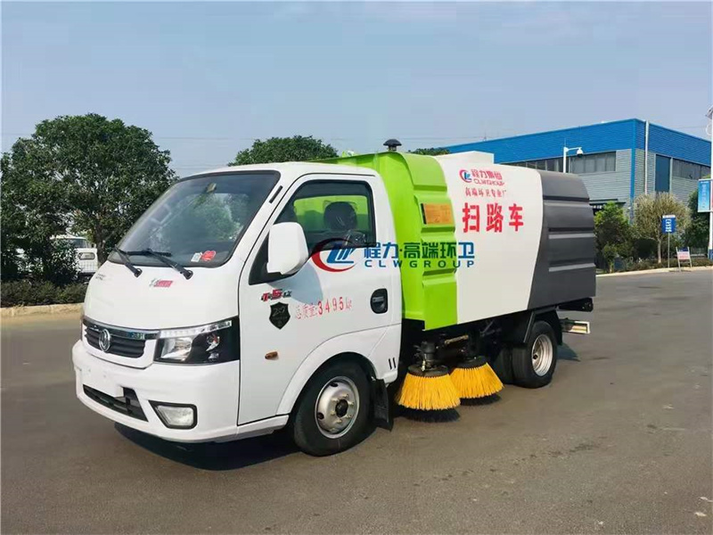 東風(fēng)逸途?國(guó)六最小掃路車