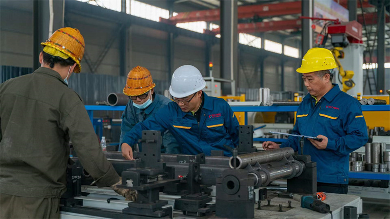 程力集團(tuán)向疫情期間堅守在崗位的兄弟們致敬